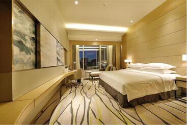 Fliport Wutong Hotel Free Welcome Fruit & Near Exhibition Center