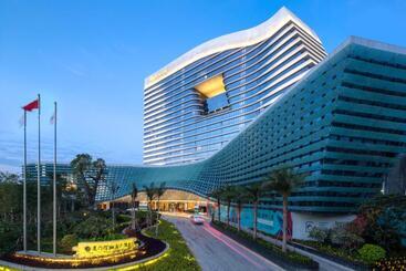 Fliport Wutong Hotel Free Welcome Fruit & Near Exhibition Center