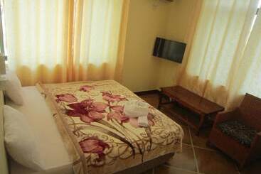 New Fq Motel