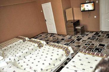 Sakho Hotel Hostel