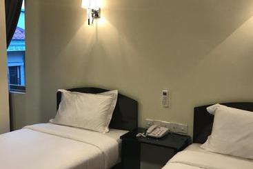 Classic Rose Motel
