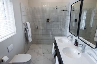 هتل Laborie Estate