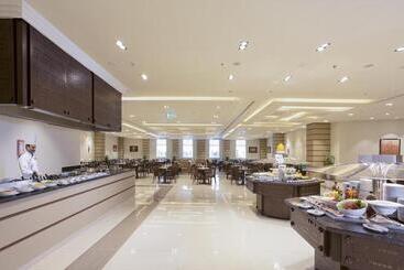 هتل Tolip Golden Plaza