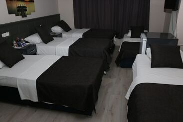 تختخواب و صبحانه Asus Palmiye Otel