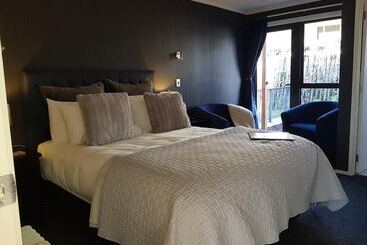 Heta Bed And Breakfast