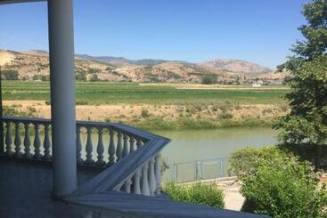 هتل Villa Kabashi