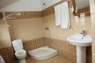 هتل Villa Kabashi