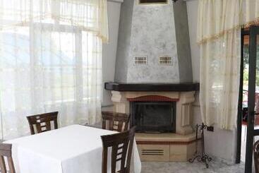 هتل Villa Kabashi