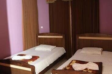 هتل Villa Kabashi