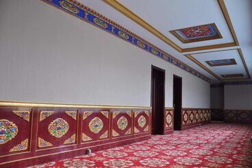 هتل Overseas Tibetan