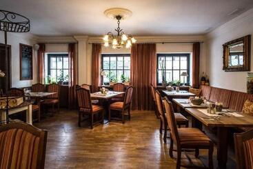 Otel Restaurant Kerzan´s