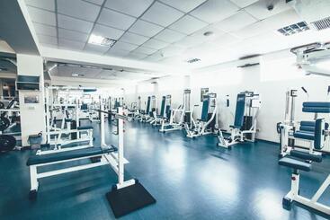 هتل Zinedine Sport