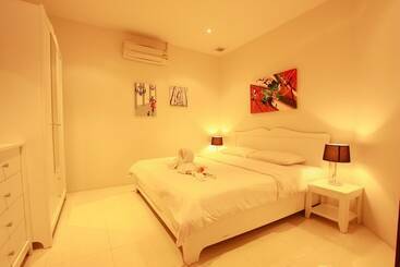 Bang Sarey Nordic Resort