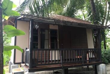 استراحتگاه Cfun Cottages