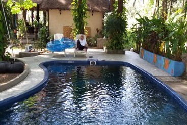 استراحتگاه Cfun Cottages