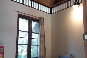 استراحتگاه Cfun Cottages