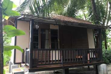 استراحتگاه Cfun Cottages