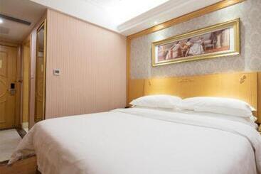 Vienna Hotel Shenzhen Buji Ganli Road