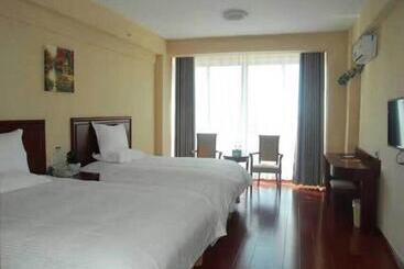 هتل Greentree Inn Shandong Weihai Wendeng Darunfa Business
