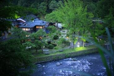 Myousenwaraku Rankeisou Ryokan