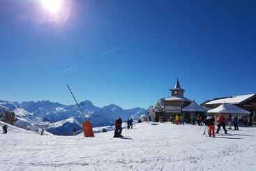 تختخواب و صبحانه Chalet Solneige