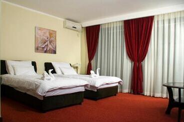 تختخواب و صبحانه Vila Prica