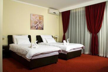تختخواب و صبحانه Vila Prica