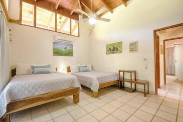 Casa Sueca Hotel At The Beach