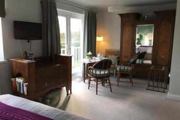 Gower View Luxury Bed & Breakfast
