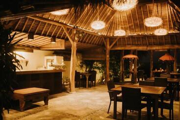 هتل Aloka Bahari Villas