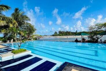 هتل Bay Beach