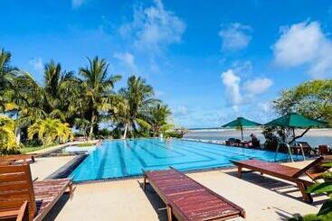 هتل Bay Beach