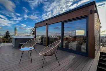 Boutique Hotel11 With Rooftop Spa