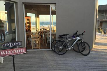 Maradentro Apart Hotel & Suites