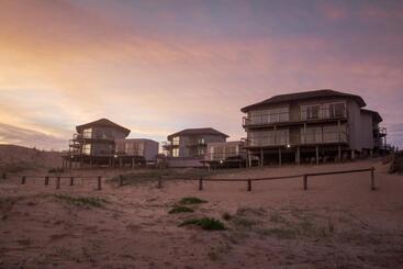Maradentro Apart Hotel & Suites