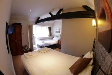 هتل Original White Hart, Ringwood By Marston's Inns