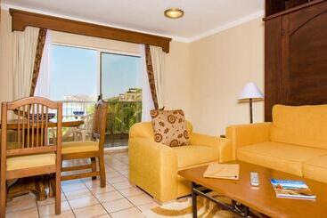 هتل Suites At Vdp Cabo San Lucas Beach Resort And Spa