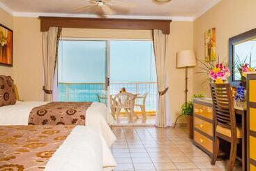 هتل Suites At Vdp Cabo San Lucas Beach Resort And Spa