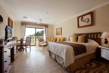 هتل Suites At Vdp Cabo San Lucas Beach Resort And Spa