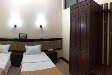 تختخواب و صبحانه Muzaffar Hotel Samarkand