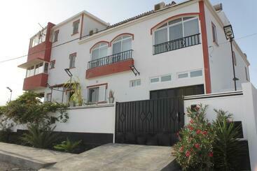 Yria Residencial - Porto Novo