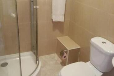 تختخواب و صبحانه Yria Residencial