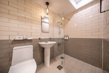 هتل Chuncheon Bom Stay