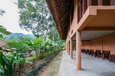 هتل Panhou Retreat