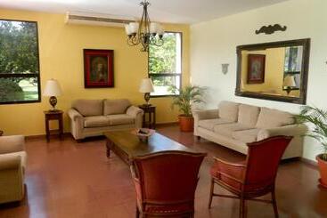 هتل Santa Maria De Comayagua