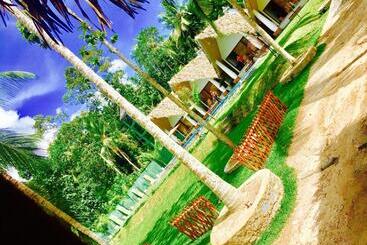 Airport Resort