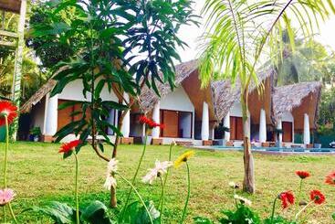 Airport Resort