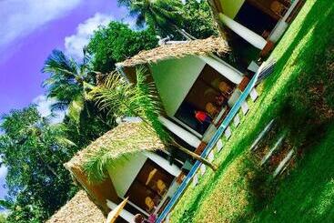 Airport Resort