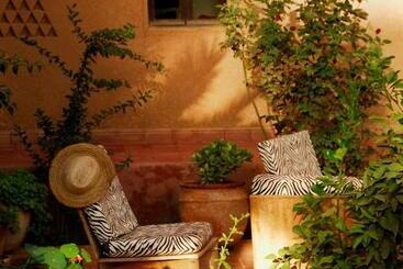 تختخواب و صبحانه Maison D'hôtes Kasbah Azul