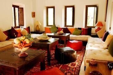 تختخواب و صبحانه Maison D'hôtes Kasbah Azul